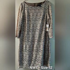 Jessica Howard Lace Long Sleeve Dress in Cream and Taupe NWT